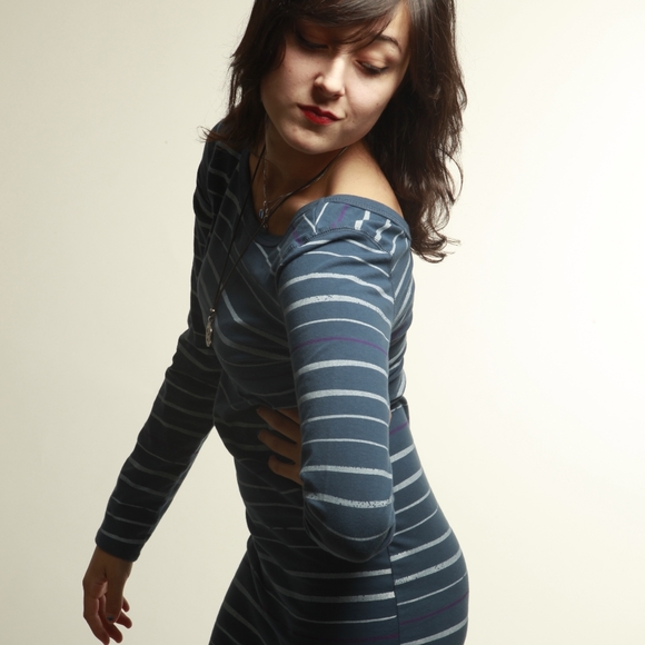 Billabong Striped Blue and White Dress - Picture 8 of 8